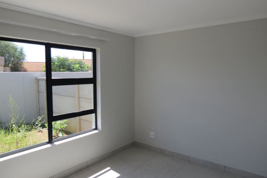 3 Bedroom Property for Sale in Pellissier Free State